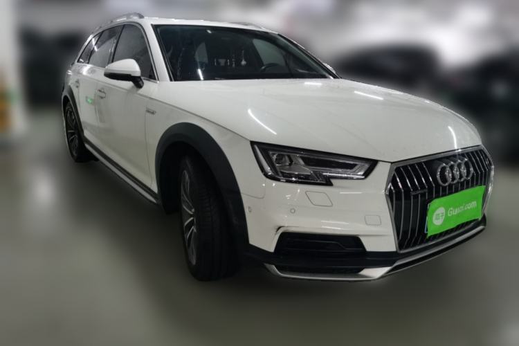 Used Audi A4 2017 45 TFSI allroad quattro Sport model Front Right 45 Deg