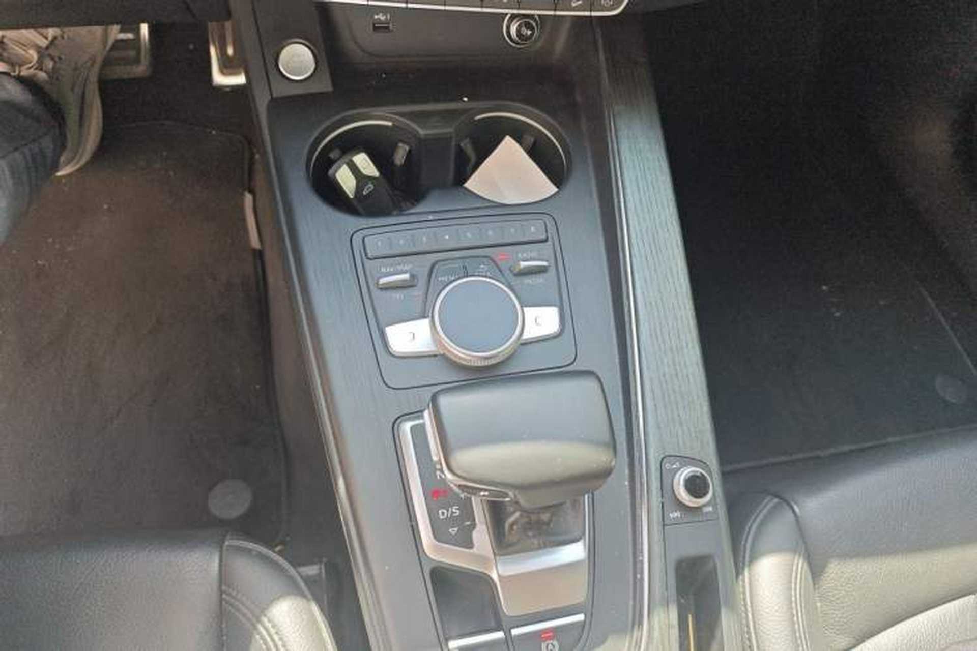 Used Audi A4 2017 45 TFSI allroad quattro Fashion Edition Gear Lever