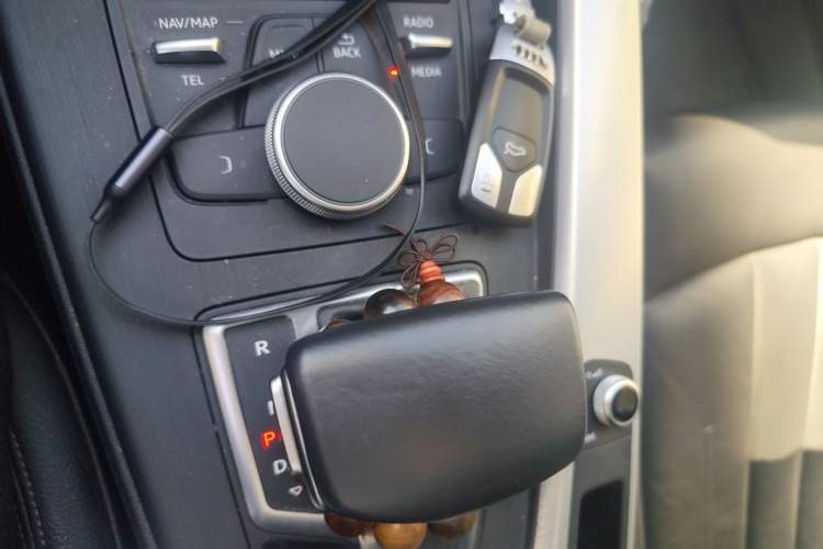 Used Audi A4 2017 45 TFSI allroad quattro Fashion Edition Gear Lever