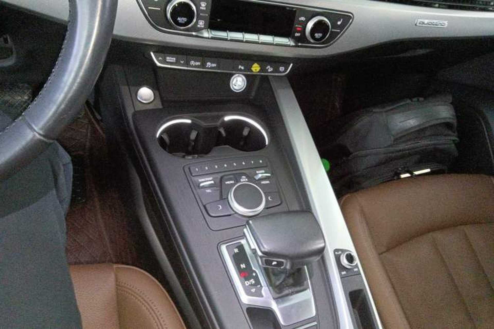 Used Audi A4 2017 45 TFSI allroad quattro Fashion Edition Gear Lever