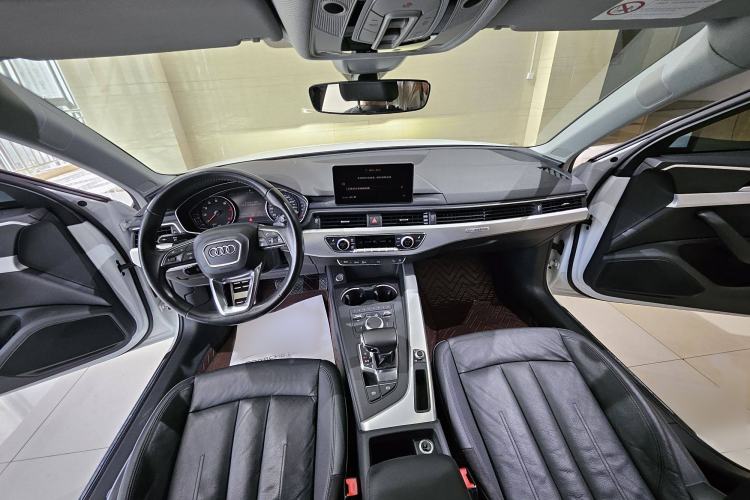 Used Audi A4 2017 45 TFSI allroad quattro Fashion Edition Interior 2