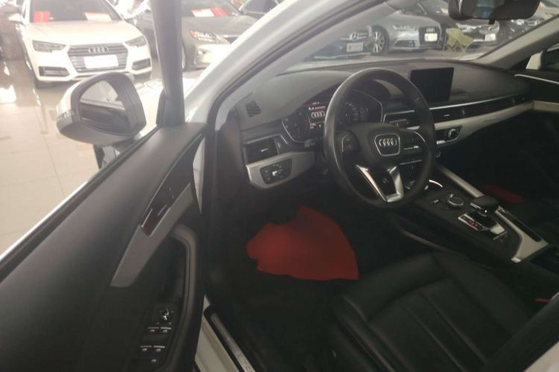 Used Audi A4 2017 45 TFSI allroad quattro Fashion Edition Interior 2