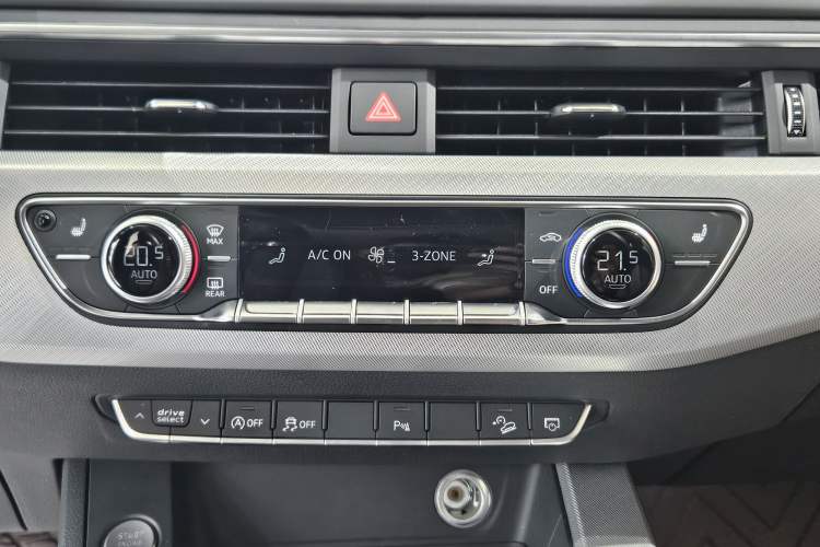 Used Audi A4 2017 45 TFSI allroad quattro Fashion Edition Interior 5
