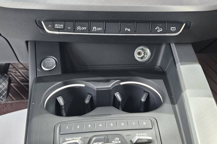 Used Audi A4 2017 45 TFSI allroad quattro Fashion Edition Interior 6