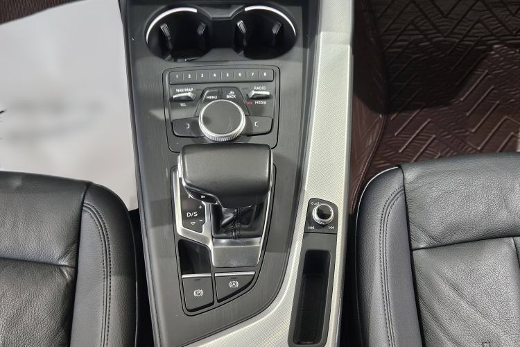 Used Audi A4 2017 45 TFSI allroad quattro Fashion Edition Interior 7