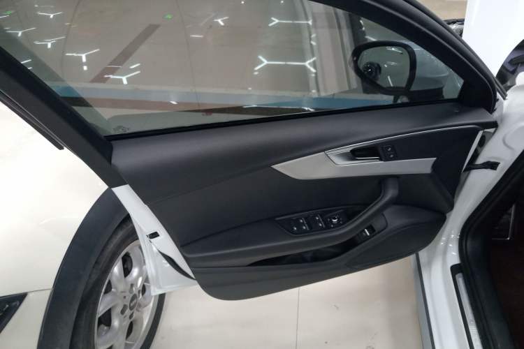 Used Audi A4 2017 45 TFSI allroad quattro Fashion Edition Left Front Door Interior