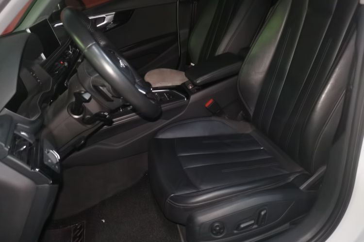 Used Audi A4 2017 45 TFSI allroad quattro Sport model Left Front Seat