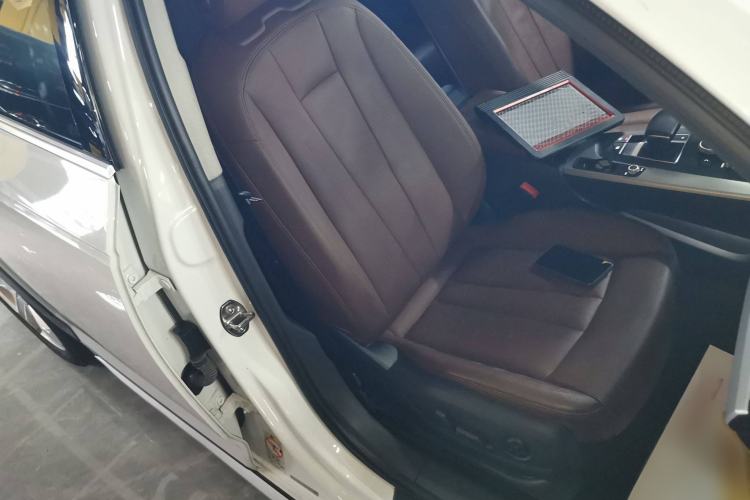 Used Audi A4 2017 45 TFSI allroad quattro Fashion Edition Right Front Seat