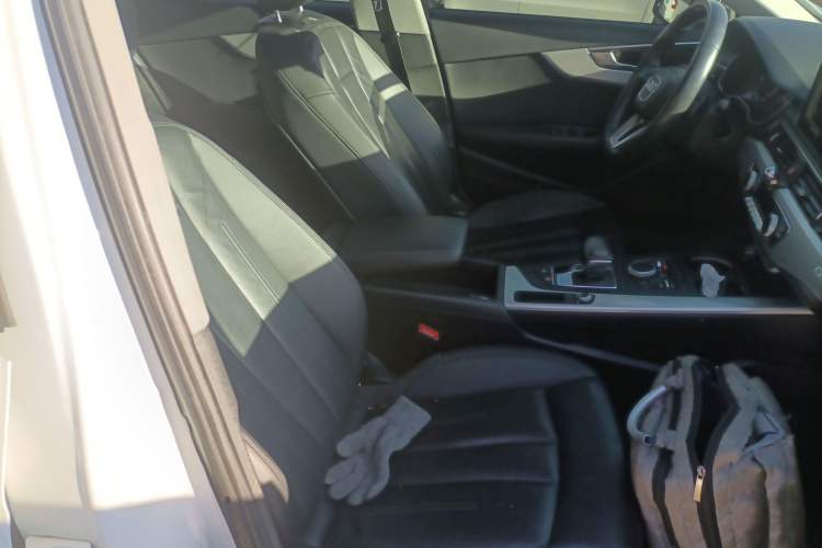 Used Audi A4 2017 45 TFSI allroad quattro Fashion Edition Right Front Seat