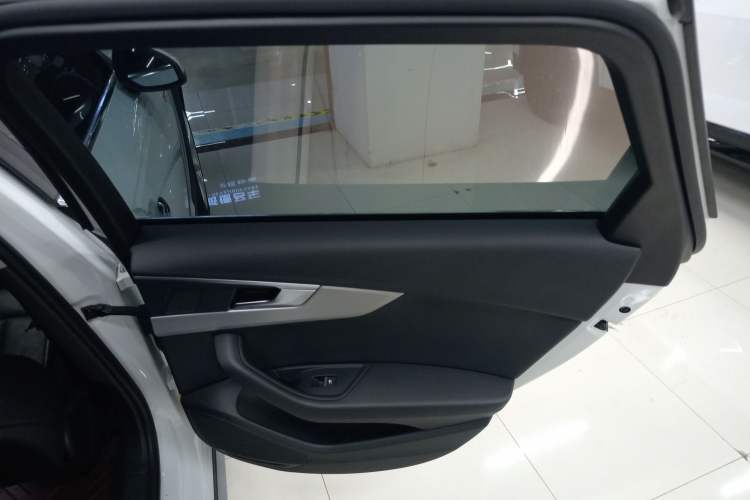 Used Audi A4 2017 45 TFSI allroad quattro Fashion Edition Right Rear Door Interior