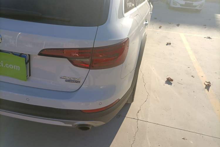 Used Audi A4 2017 45 TFSI allroad quattro Fashion Edition Right Rear Taillight