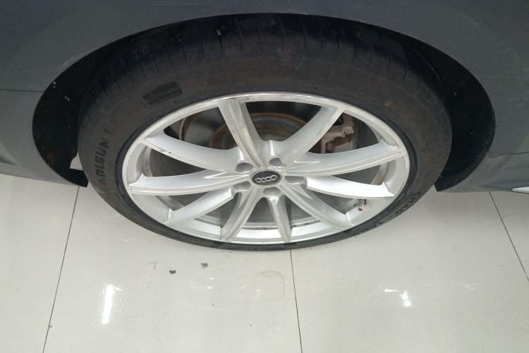 Used Audi A4 2017 45 TFSI allroad quattro Fashion Edition Right Rear Wheel Hub