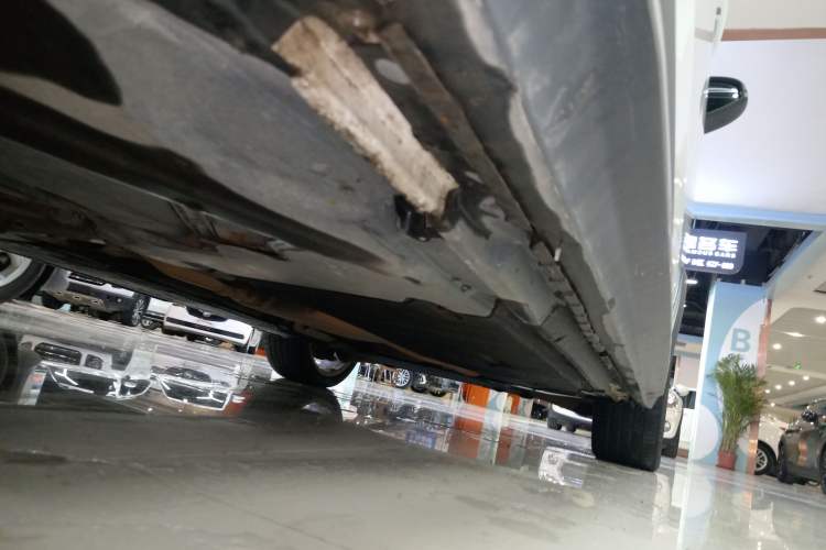 Used Audi A4 2017 45 TFSI allroad quattro Fashion Edition Right Side Sill