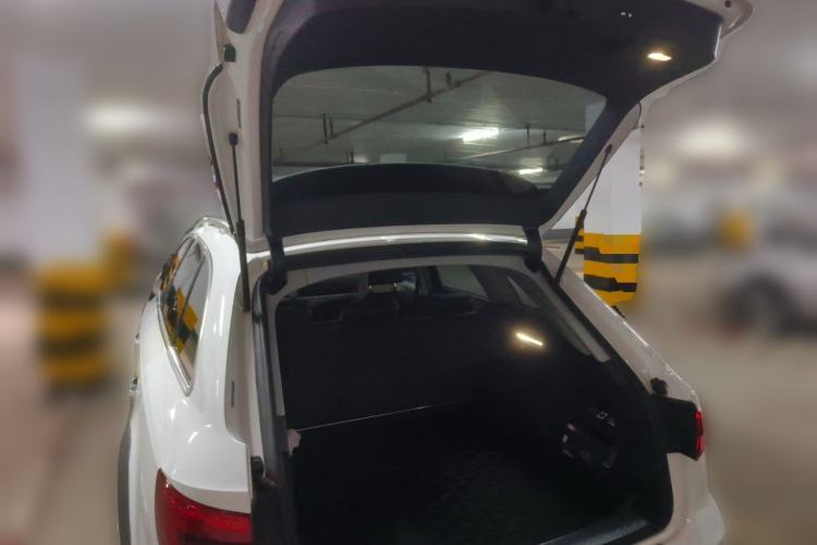 Used Audi A4 2017 45 TFSI allroad quattro Fashion Edition Trunk