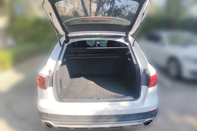 Used Audi A4 2017 45 TFSI allroad quattro Fashion Edition Trunk