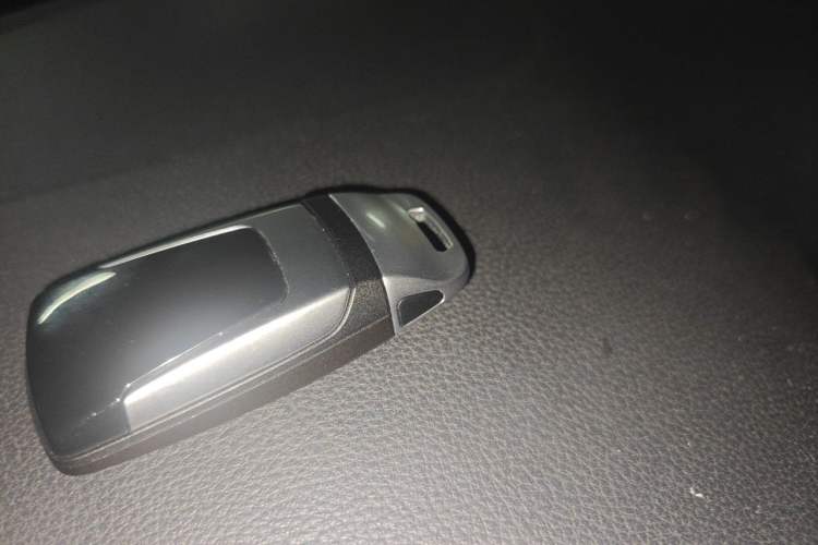 Used Audi A4 2017 45 TFSI allroad quattro Fashion Edition Vehicle Key