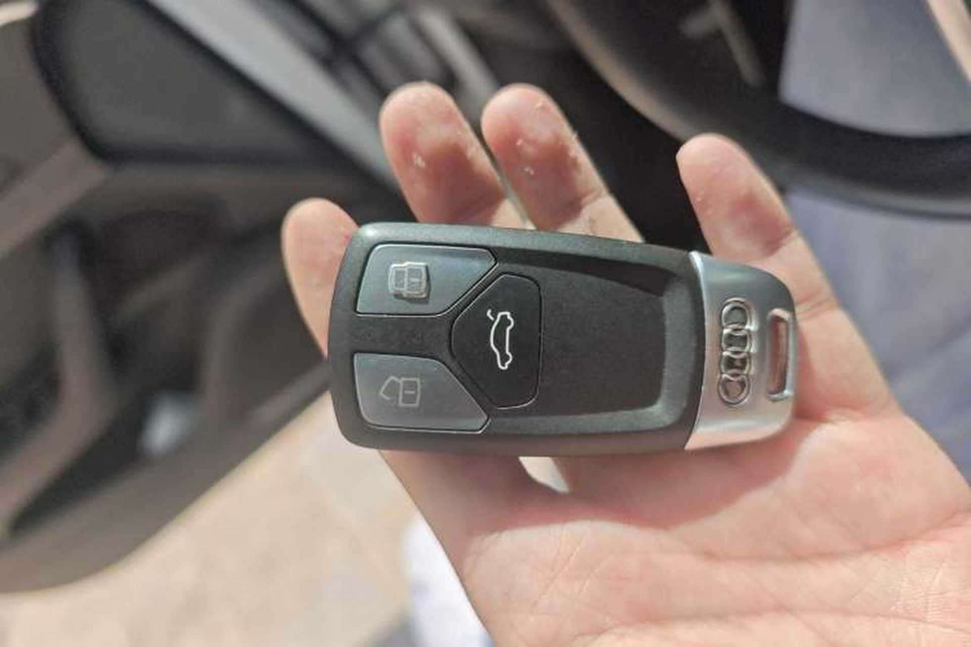 Used Audi A4 2017 45 TFSI allroad quattro Fashion Edition Vehicle Key