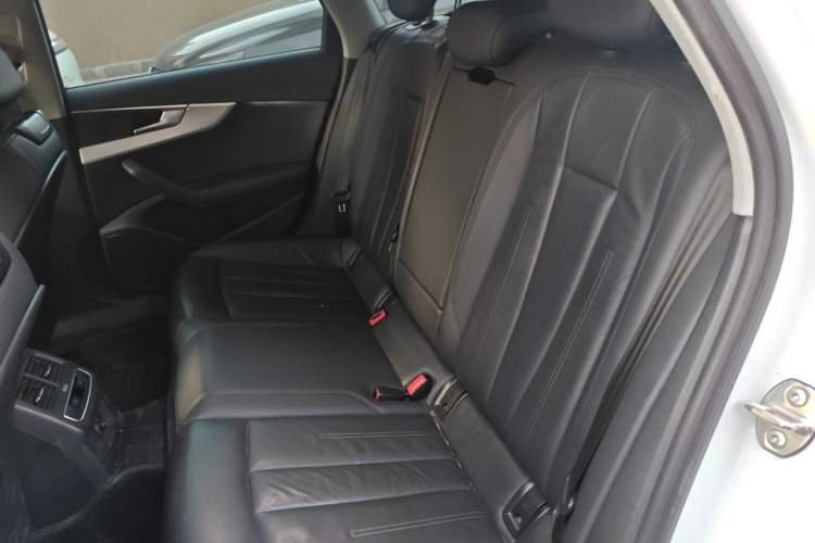 Used Audi A4 2017 45 TFSI allroad quattro Fashion Edition Left Rear Seat