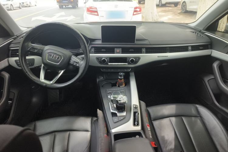 Used Audi A4 2019 45 TFSI allroad quattro Fashion Edition Center Console