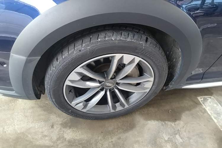 Used Audi A4 2019 45 TFSI allroad quattro Sport model Exterior 4