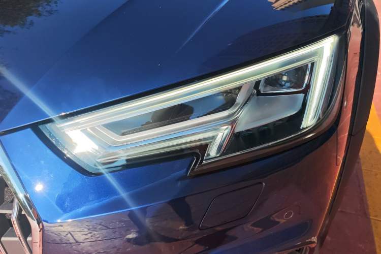 Used Audi A4 2019 45 TFSI allroad quattro Sport model Left Front Headlight