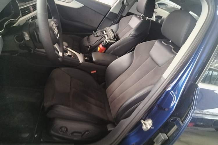 Used Audi A4 2019 45 TFSI allroad quattro Sport model Left Front Seat
