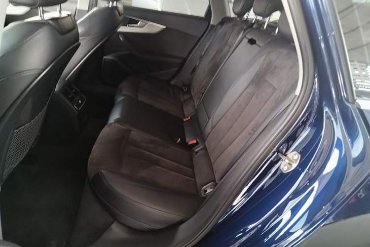 Used Audi A4 2019 45 TFSI allroad quattro Sport model Left Rear Seat