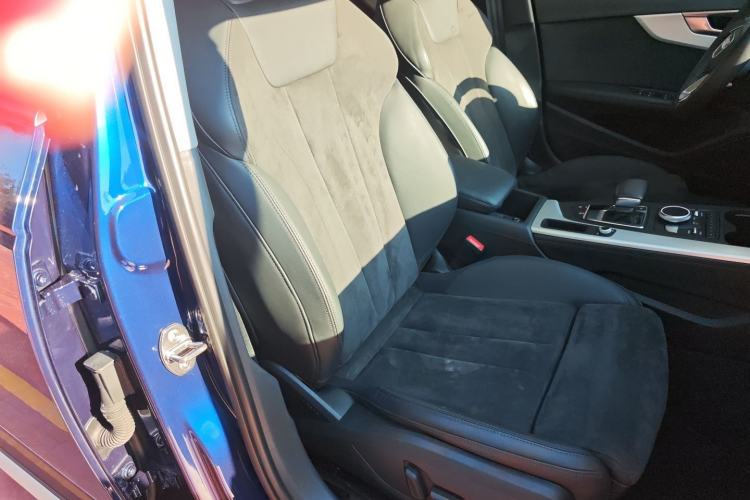 Used Audi A4 2019 45 TFSI allroad quattro Sport model Right Front Seat