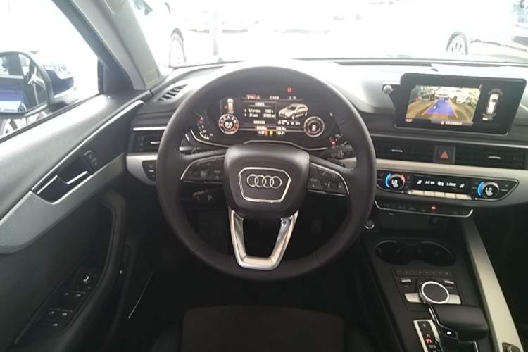 Used Audi A4 2019 45 TFSI allroad quattro Sport model Steering Wheel