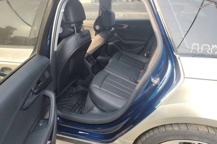 Used Audi A4 2019 45 TFSI allroad quattro Fashion Edition Left Rear Seat