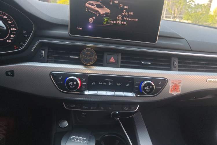 Used Audi A4 2019 45 TFSI allroad quattro Sport model Audio And AC Panel