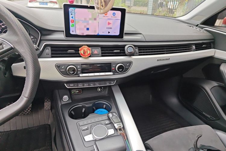 Used Audi A4 2019 45 TFSI allroad quattro Sport model Audio And AC Panel