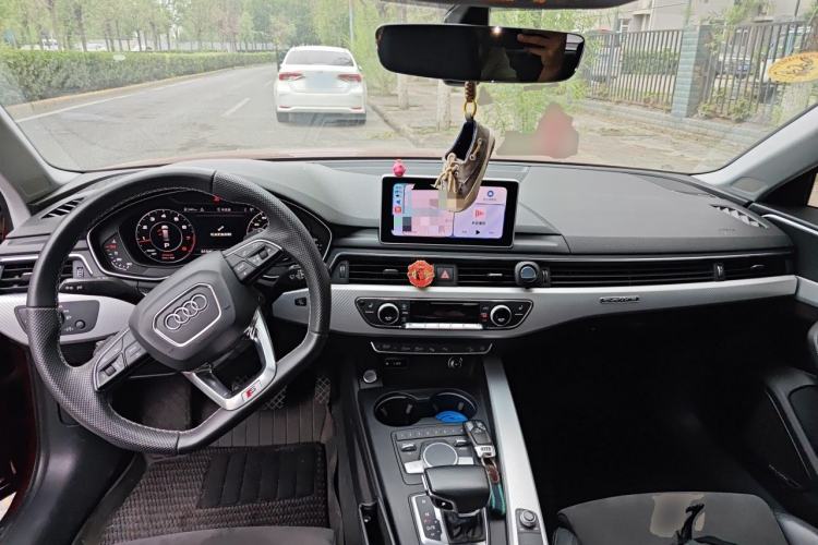 Used Audi A4 2019 45 TFSI allroad quattro Sport model Center Console