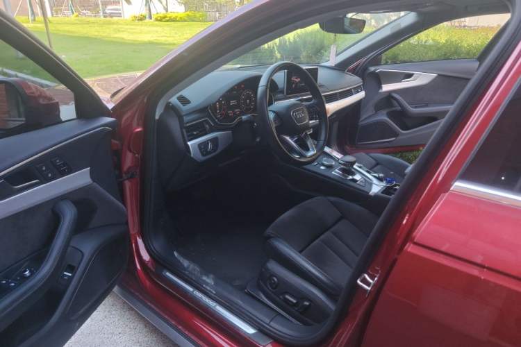 Used Audi A4 2019 45 TFSI allroad quattro Sport model Driver Seat