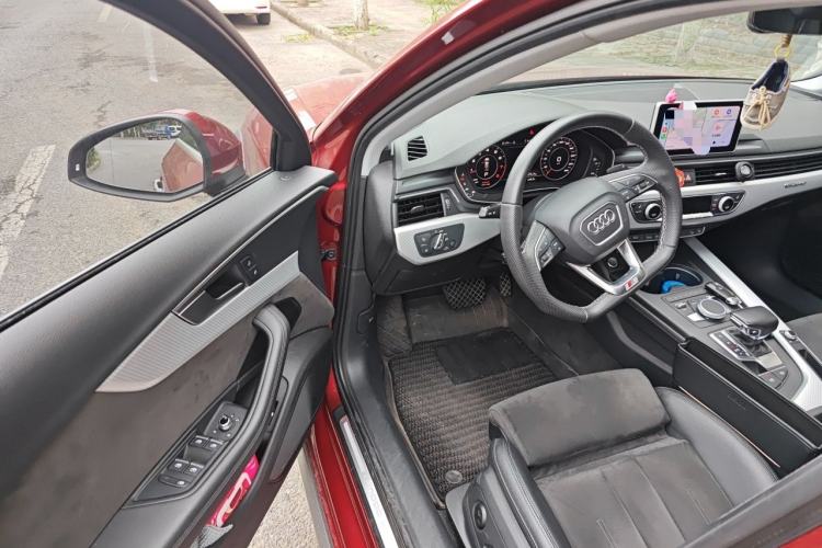 Used Audi A4 2019 45 TFSI allroad quattro Sport model Driver Seat