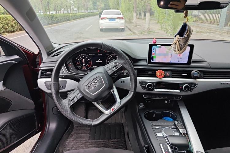 Used Audi A4 2019 45 TFSI allroad quattro Sport model Steering Wheel