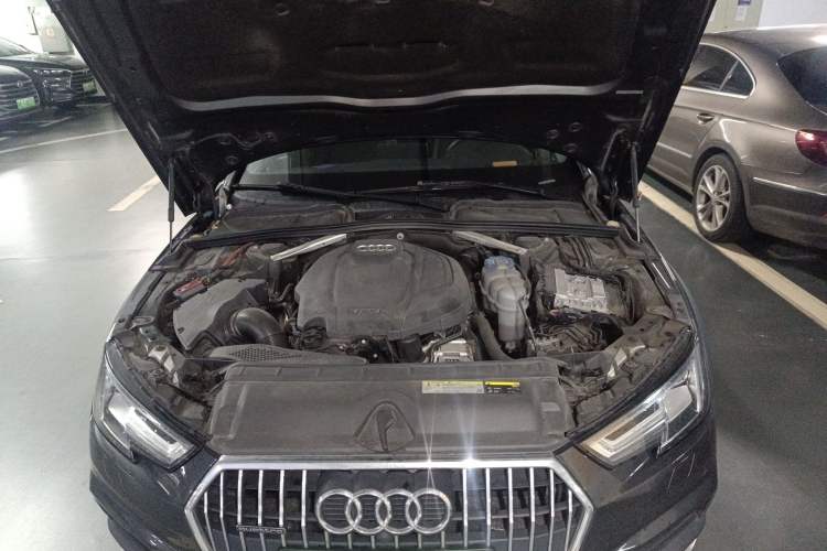 Used Audi A4 2019 45 TFSI allroad quattro Fashion Edition Engine Bay