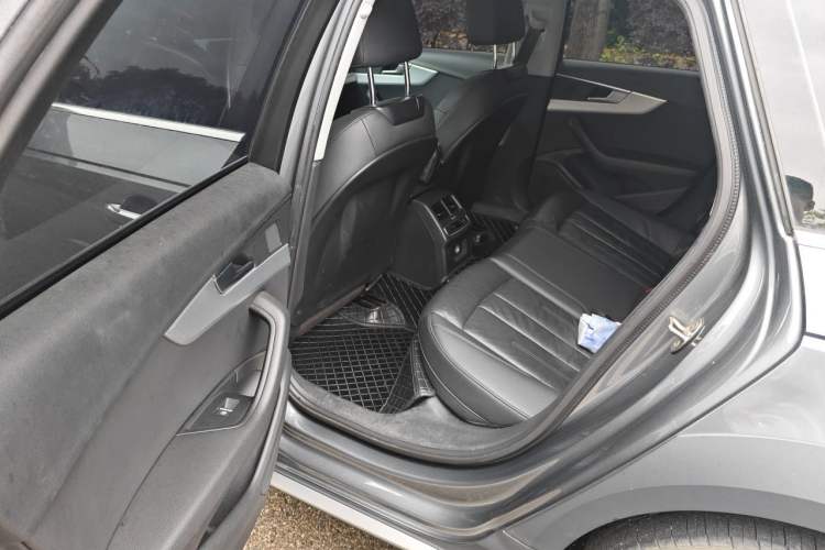 Used Audi A4 2019 45 TFSI allroad quattro Fashion Edition Left Rear Seat