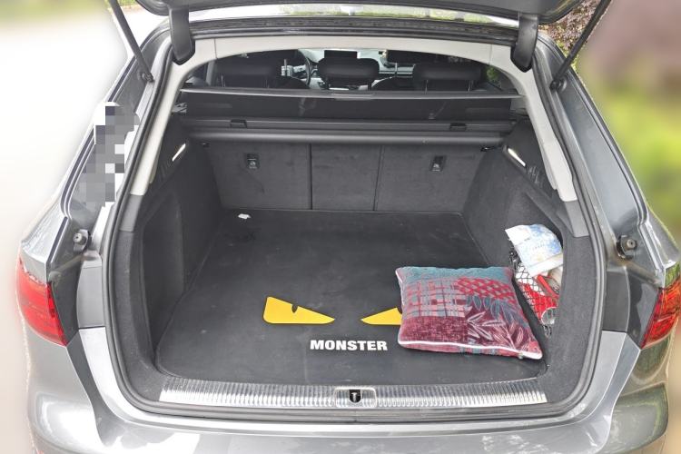 Used Audi A4 2019 45 TFSI allroad quattro Fashion Edition Trunk