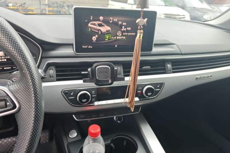 Used Audi A4 2019 45 TFSI allroad quattro Fashion Edition Audio And AC Panel