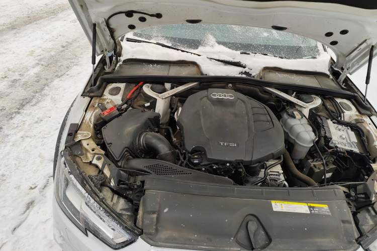 Used Audi A4 2019 45 TFSI allroad quattro Sport model Engine Bay Right
