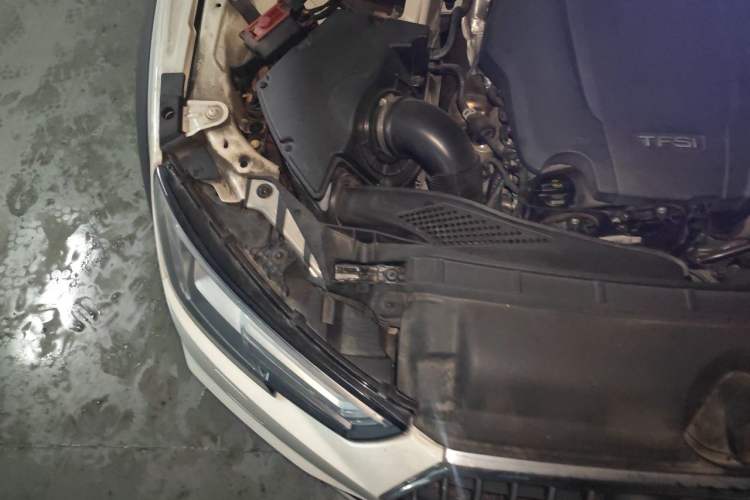 Used Audi A4 2019 45 TFSI allroad quattro Sport model Engine Bay Right
