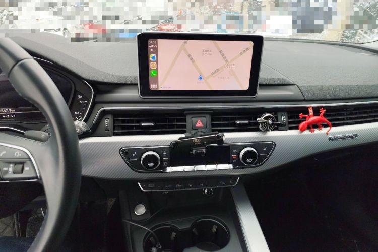 Used Audi A4 2019 45 TFSI allroad quattro Sport model Headliner