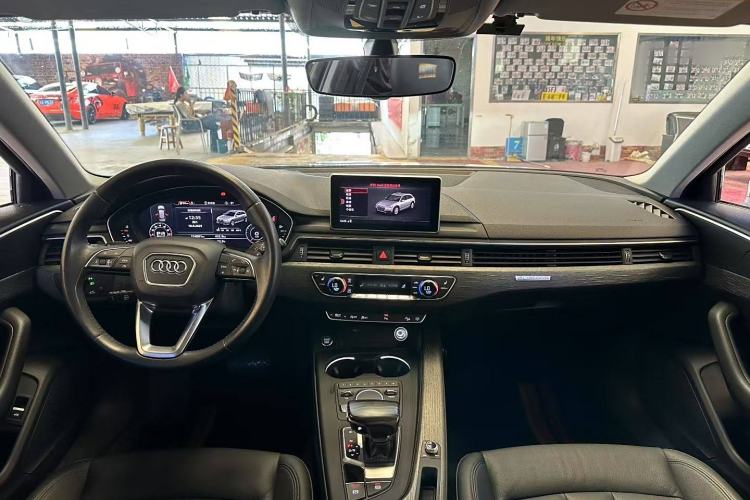 Used Audi A4 2019 45 TFSI allroad quattro Fashion Edition Interior 2