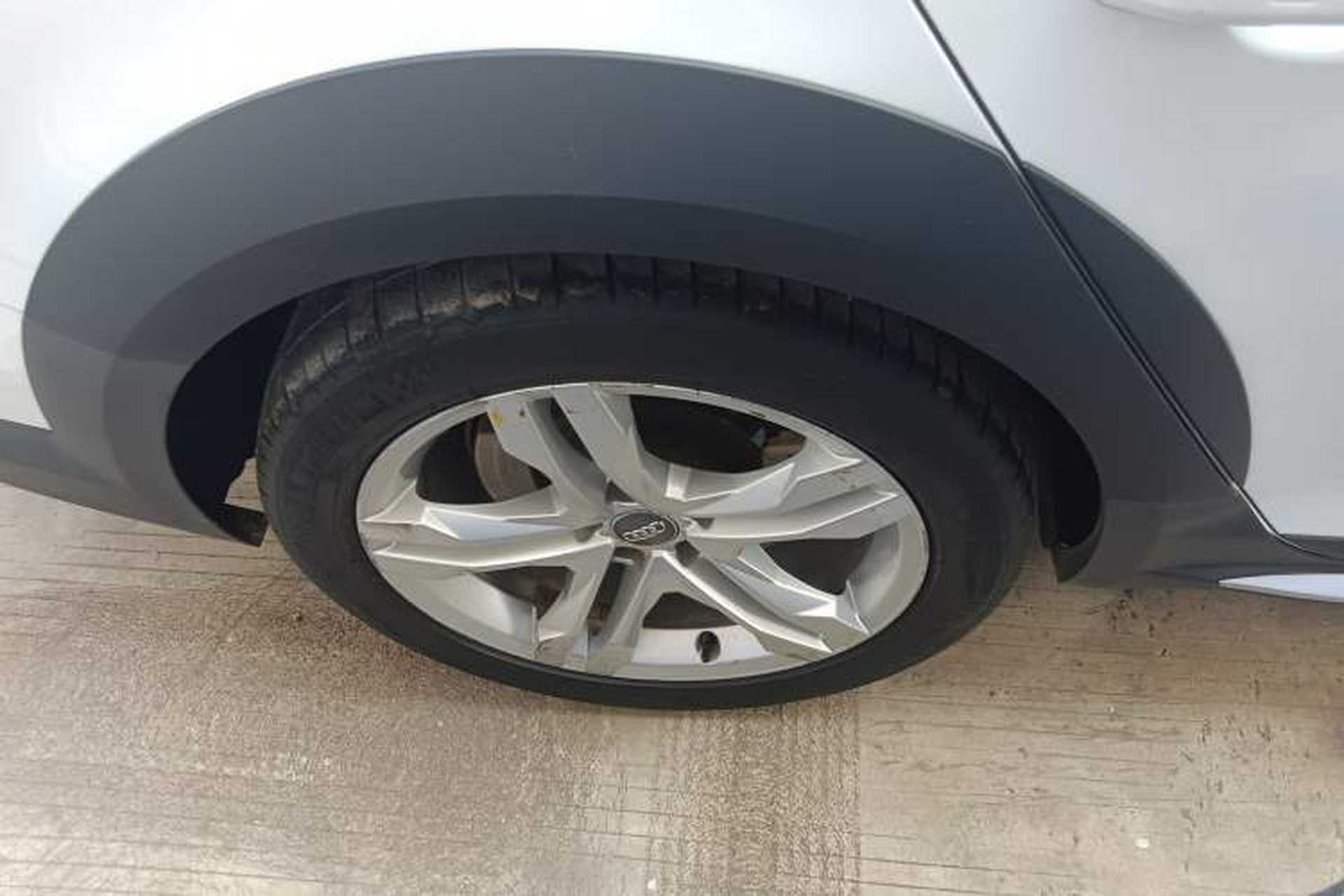 Used Audi A4 2019 45 TFSI allroad quattro Fashion Edition Right Rear Wheel Hub
