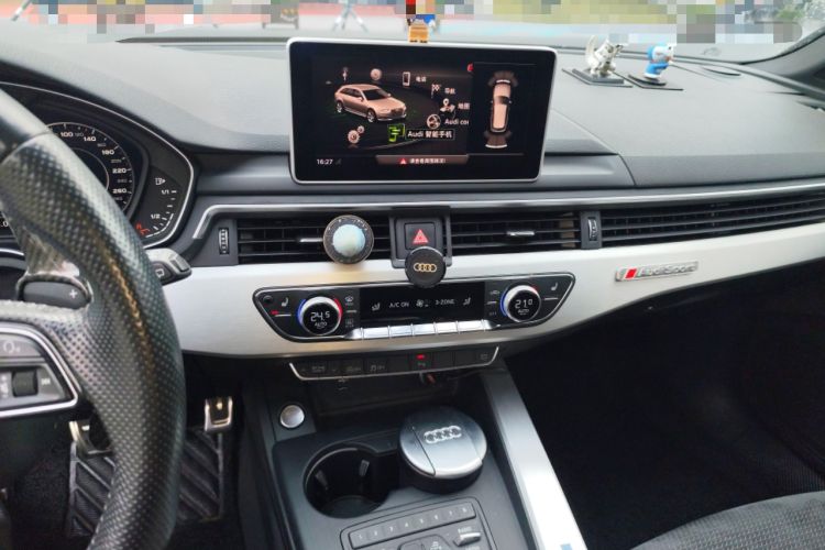 Used Audi A4 2020 Avant Futurist 40 TFSI Luxury Dynamic Model Audio And AC Panel