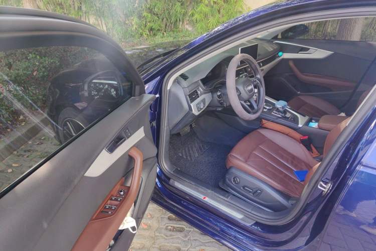 Used Audi A4 2020 Avant Avant-garde 40 TFSI Fashionable and Dynamic Model Driver Seat