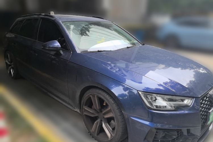 Used Audi A4 2020 Avant Futurist 40 TFSI Luxury Dynamic Model Front Right 45 Deg