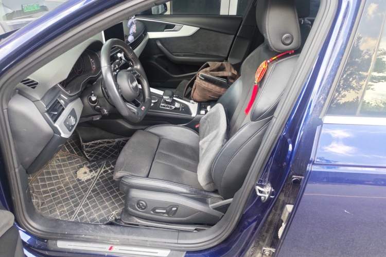 Used Audi A4 2020 Avant Futurist 40 TFSI Luxury Dynamic Model Left Front Seat