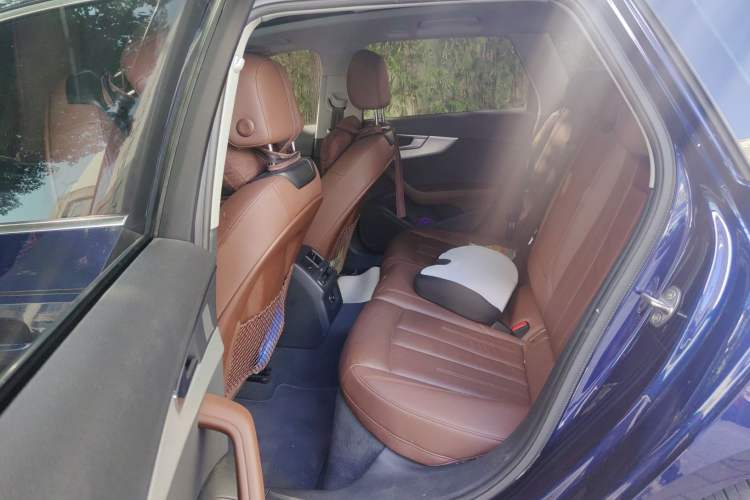 Used Audi A4 2020 Avant Avant-garde 40 TFSI Fashionable and Dynamic Model Left Rear Seat